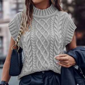 [Fendi] Fendi 20AW Zucca Logo Crew Neck Knit Sweater Top FZY111 Black 50 [Used] [Authenticated and Guaranteed Authentic] 202911